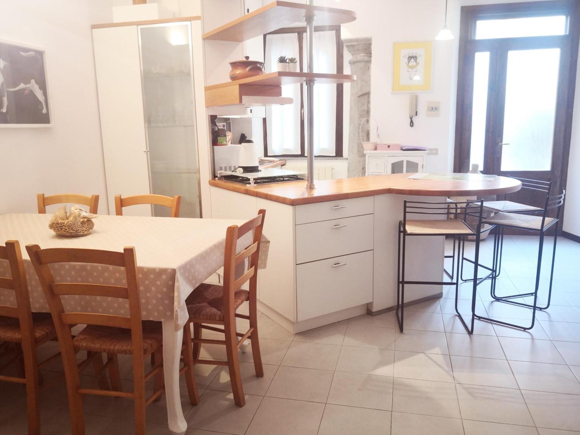 Vila Residenza Esse Angera Exteriér fotografie